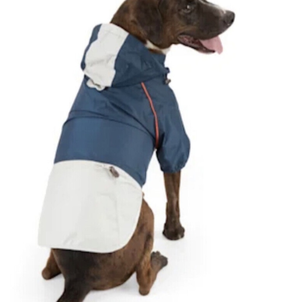 Reddy Size Large rain coat. Blue/gray color block